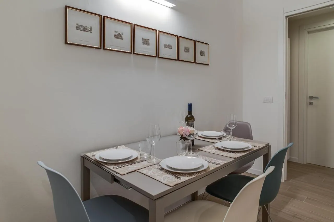 Leisure & Design In The Center Of Milan Apartment 0*,  Italy
